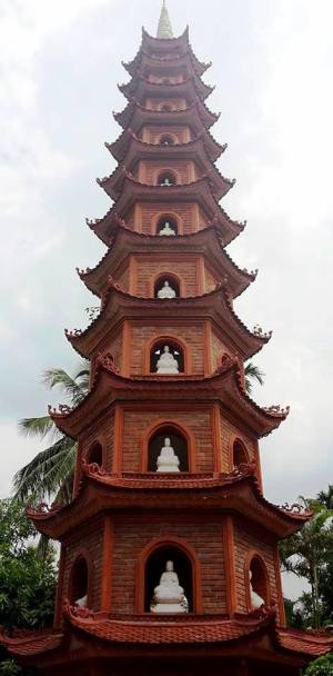 v-hanoi-temple